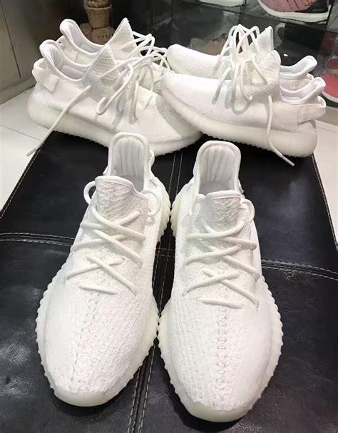 yeezy boost 350 v2 white